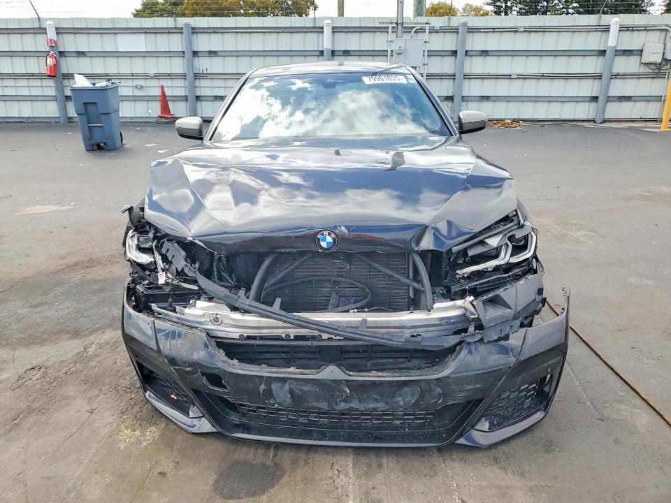 79901835 :رقم المزاد ، WBA13BK03MCG26571 vin ، 2021 Bmw M550xi مزاد بيع