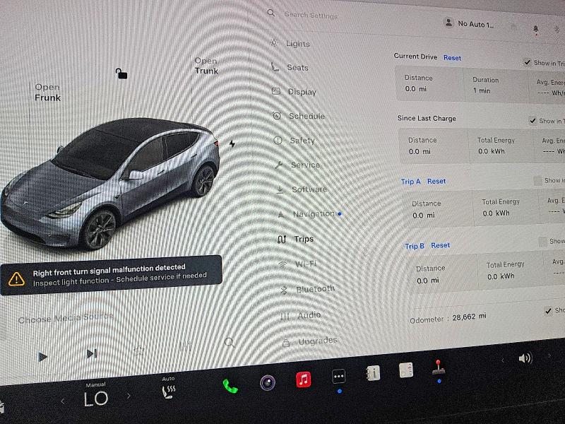 Продажа на аукционе авто 2024 Tesla Model Y, vin: 7SAYGDED4RF200253, номер лота: 77178775
