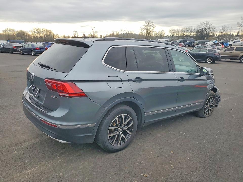 2021 Volkswagen Tiguan მანქანა იყიდება აუქციონზე, vin: 3VV2B7AX6MM099712, აუქციონის ნომერი: 46239896