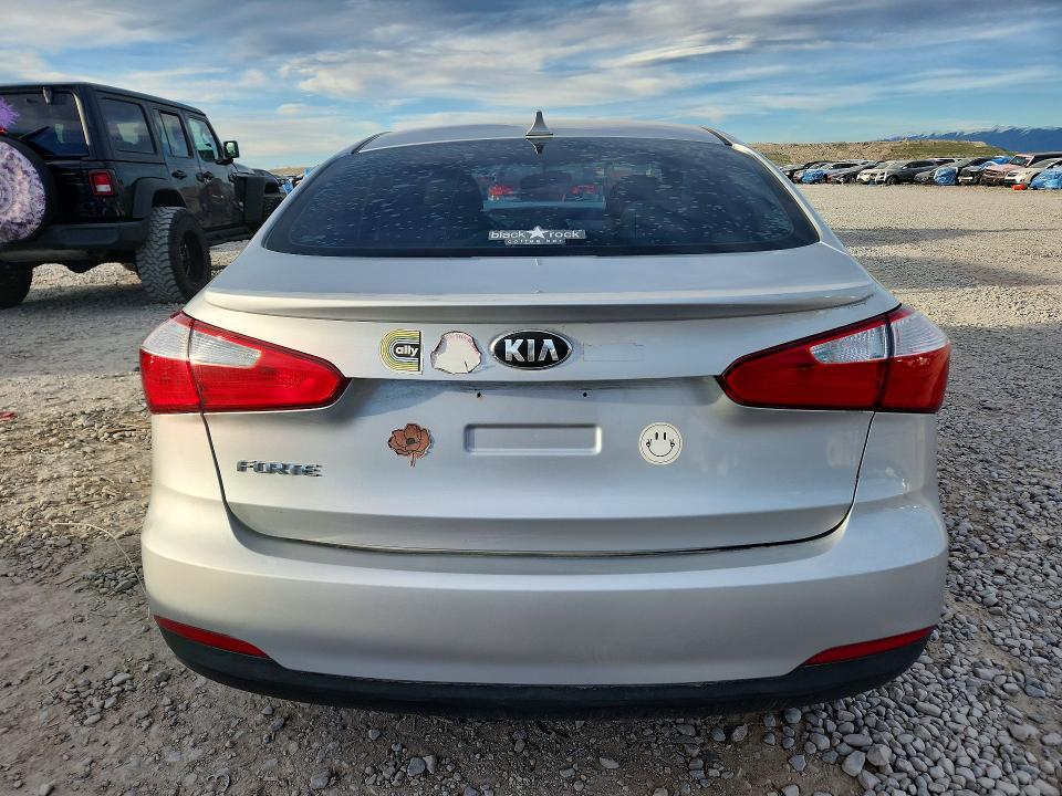 46480206 :رقم المزاد ، KNAFK4A6XG5613770 vin ، 2016 Kia Forte مزاد بيع