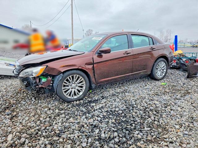 2013 Chrysler 200 მანქანა იყიდება აუქციონზე, vin: 1C3CCBAB6DN670715, აუქციონის ნომერი: 79736155