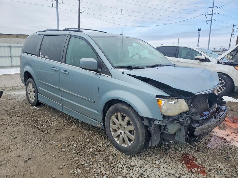 2008 Chrysler Town & Country მანქანა იყიდება აუქციონზე, vin: 2A8HR54P68R729840, აუქციონის ნომერი: 79068245