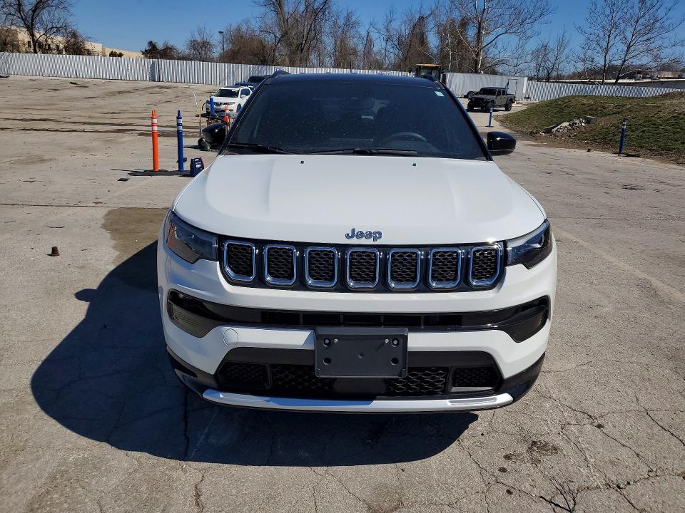 46397086 :رقم المزاد ، 3C4NJDCN8PT571380 vin ، 2023 Jeep Compass مزاد بيع