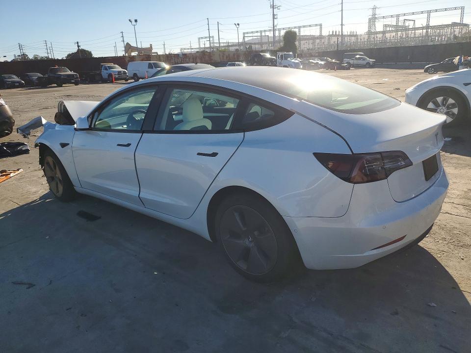 79575395 :رقم المزاد ، 5YJ3E1EB8NF175426 vin ، 2022 Tesla Model 3 مزاد بيع