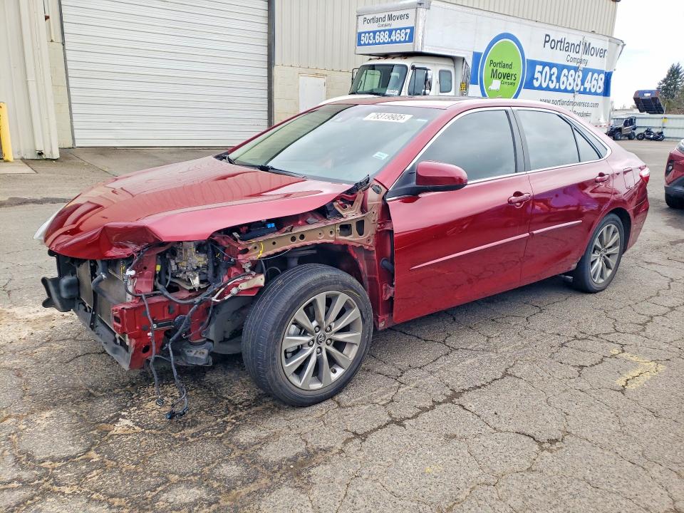 78319905 :رقم المزاد ، 4T1BD1FK2FU164441 vin ، 2015 Toyota Camry مزاد بيع