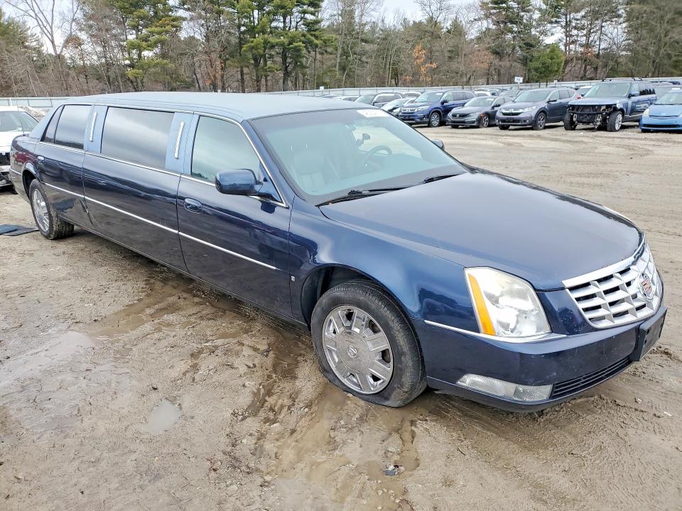 Продажа на аукционе авто 2007 Cadillac Professional Chassis, vin: 1GEEH96Y97U550324, номер лота: 46054976