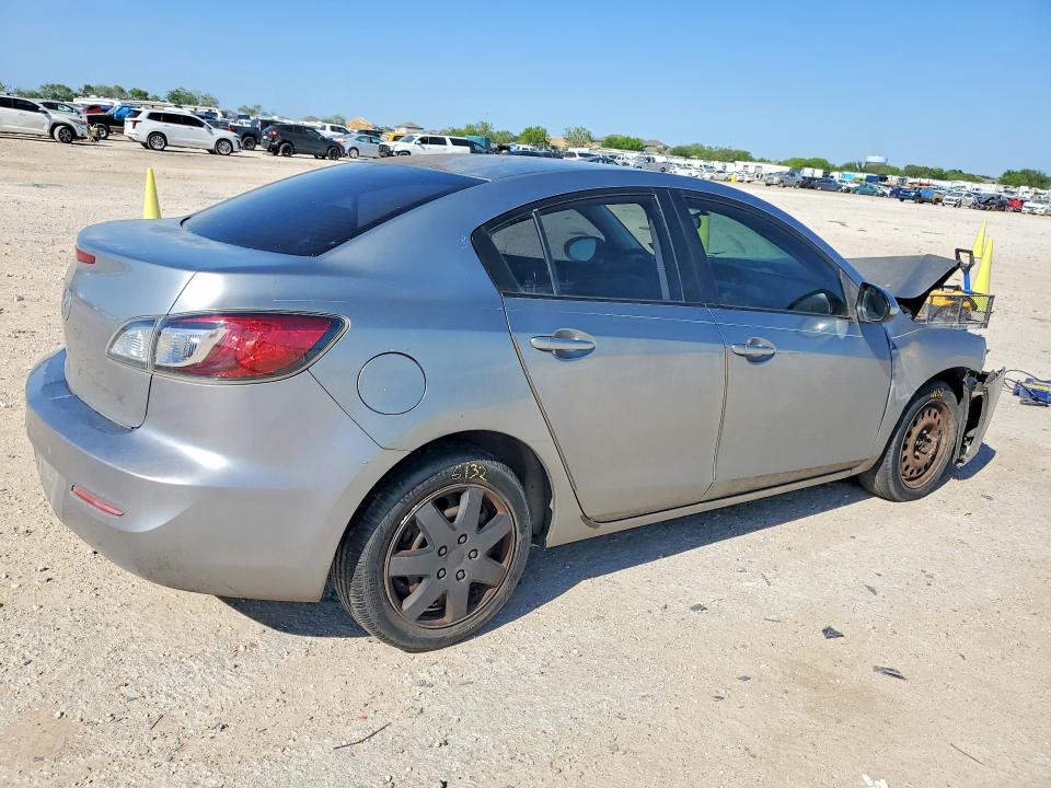 47521756 :رقم المزاد ، JM1BL1TF8D1792646 vin ، 2013 Mazda 3 مزاد بيع