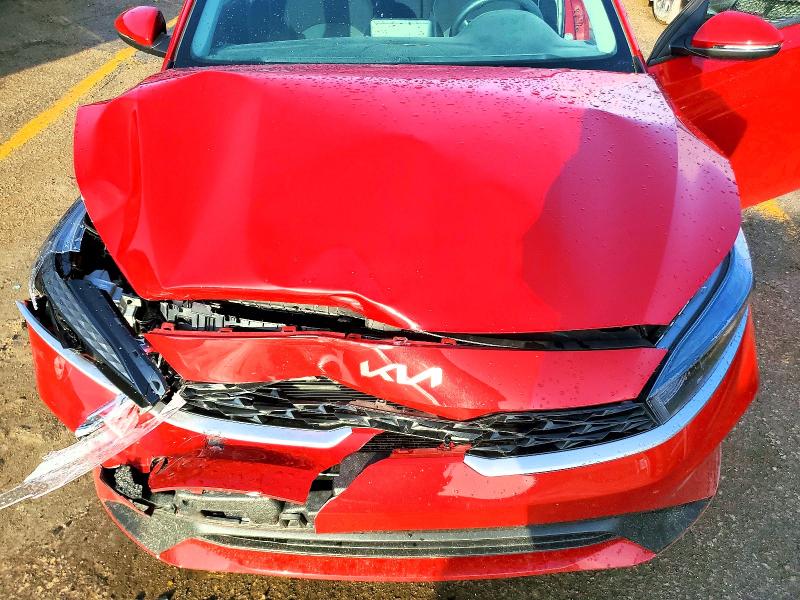 79908475 :رقم المزاد ، 3KPF24AD7PE657070 vin ، 2023 Kia Forte مزاد بيع