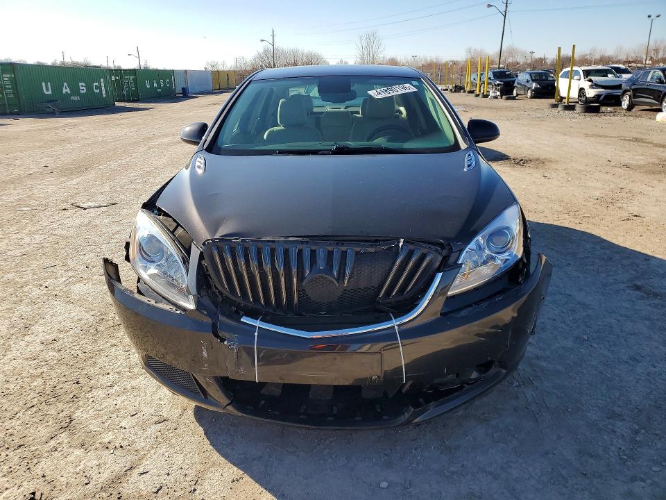 41890196 :رقم المزاد ، 1G4PP5SKXF4216957 vin ، 2015 Buick Verano مزاد بيع