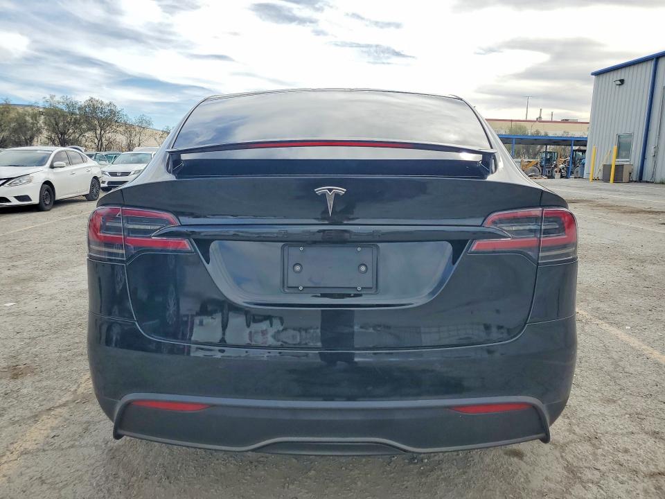 2023 Tesla Model X მანქანა იყიდება აუქციონზე, vin: 7SAXCBE53PF375868, აუქციონის ნომერი: 79803135