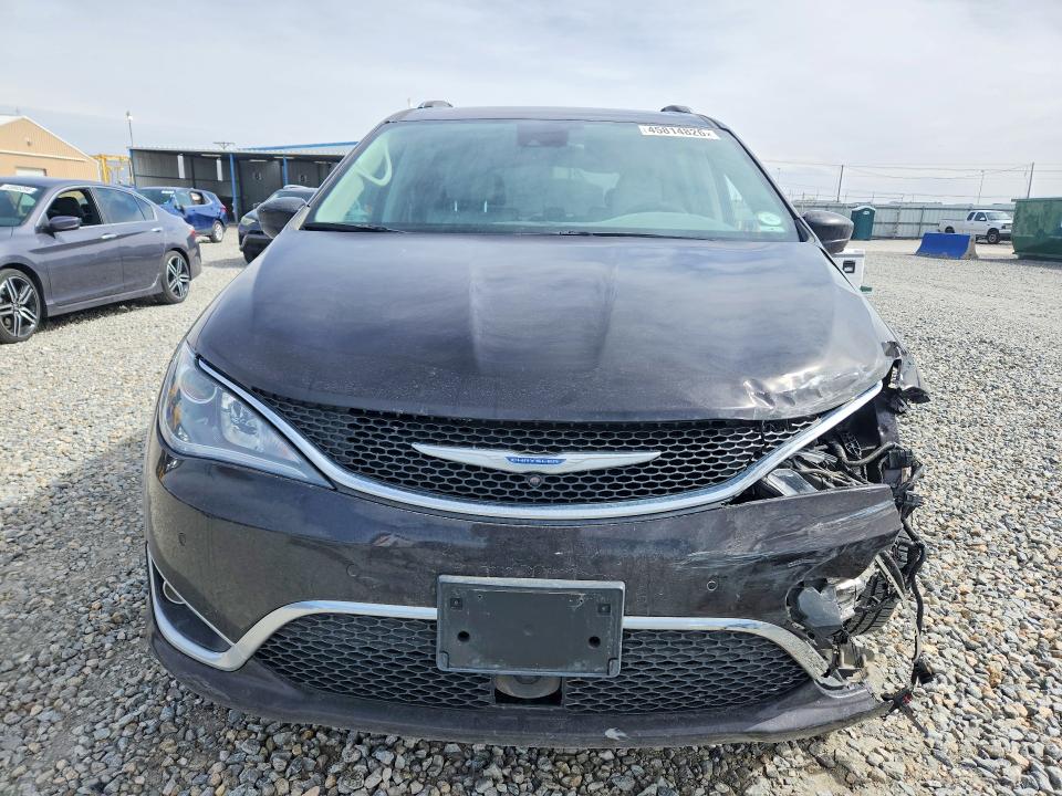 45814826 :رقم المزاد ، 2C4RC1EG6HR525561 vin ، 2017 Chrysler Pacifica مزاد بيع