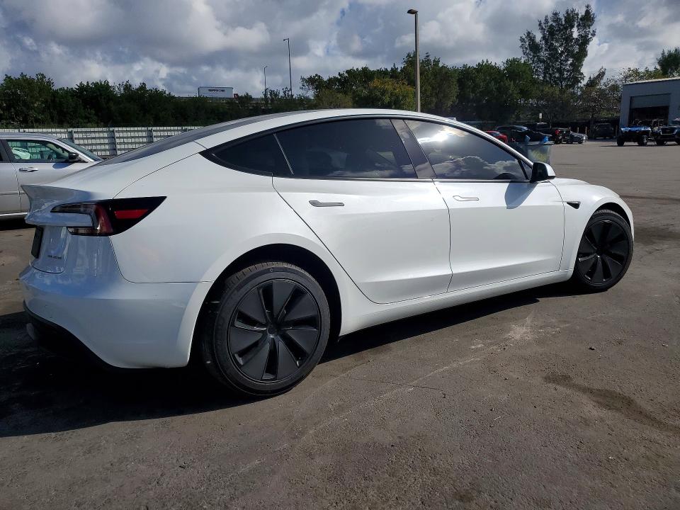 2025 Tesla Model 3 მანქანა იყიდება აუქციონზე, vin: 5YJ3E1EBXSF900309, აუქციონის ნომერი: 79523495