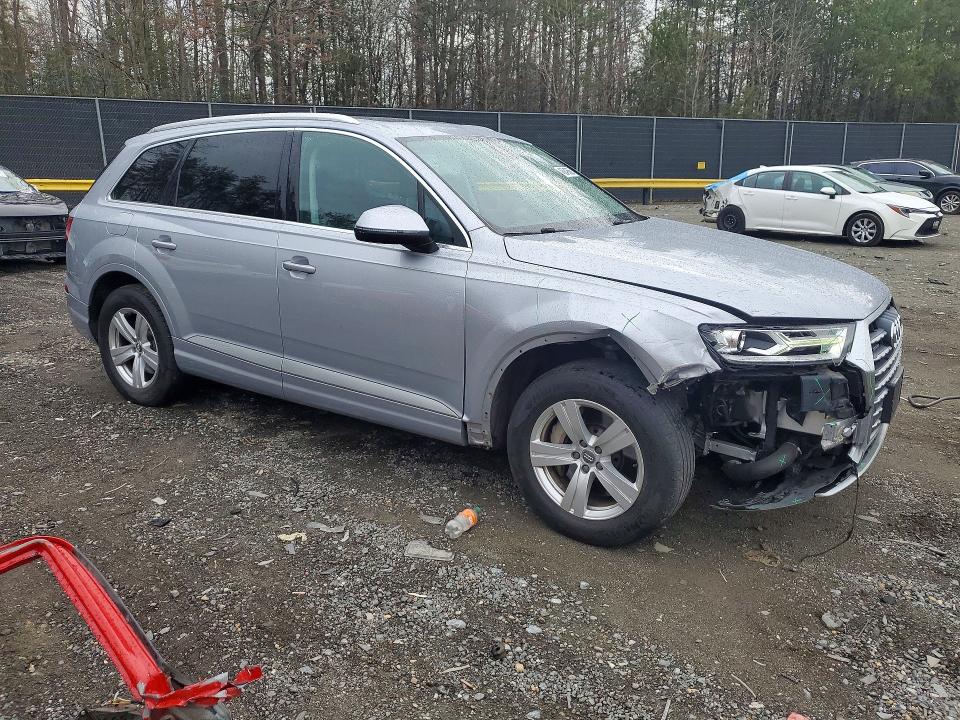 2018 Audi Q7 მანქანა იყიდება აუქციონზე, vin: WA1LHAF70JD021225, აუქციონის ნომერი: 46649566