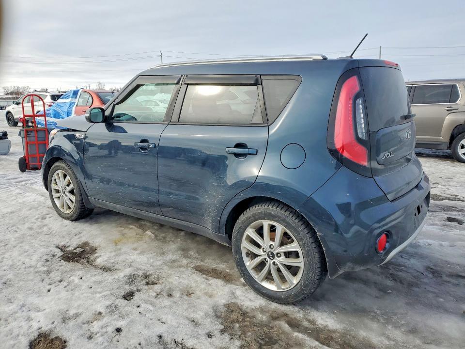 76754685 :رقم المزاد ، KNDJP3A50H7440640 vin ، 2017 Kia Soul مزاد بيع