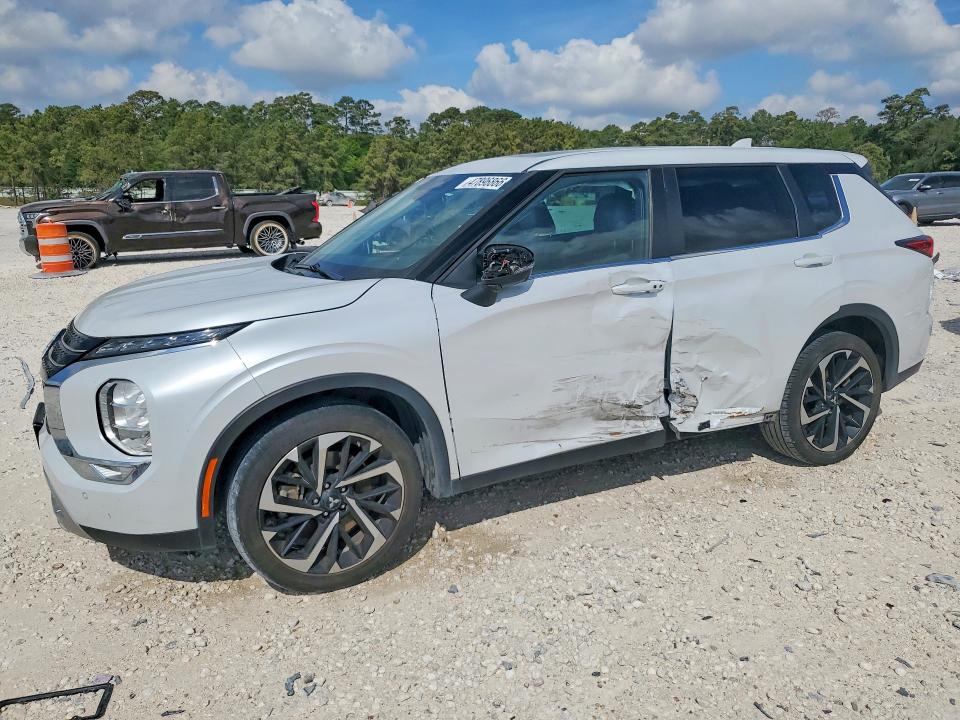 Продаж на аукціоні авто 2023 Mitsubishi Outlander, vin: JA4J3UA88PZ030743, номер лоту: 47896866