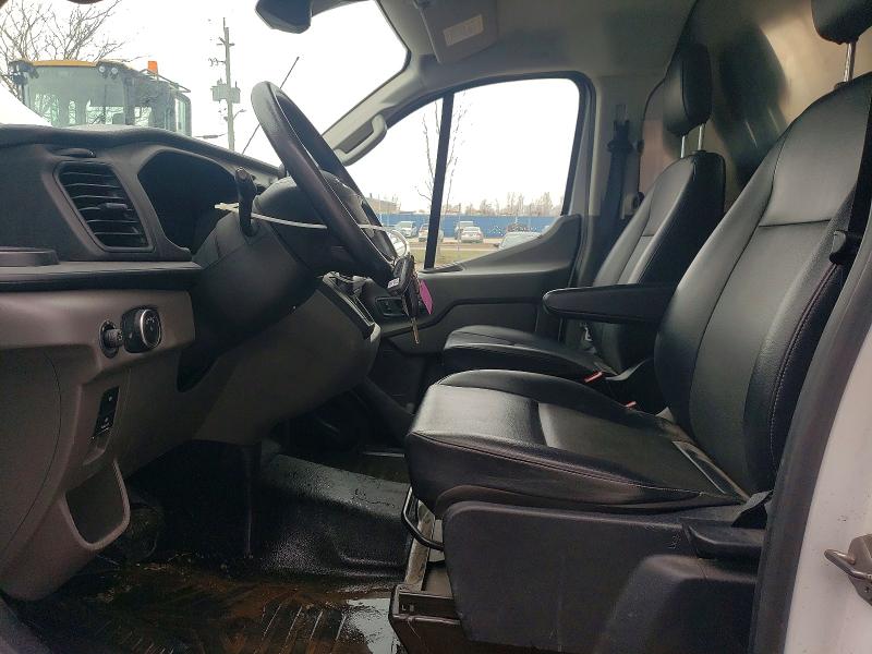 47557806 :رقم المزاد ، 1FTYE1Y81MKA09031 vin ، 2021 Ford Transit مزاد بيع