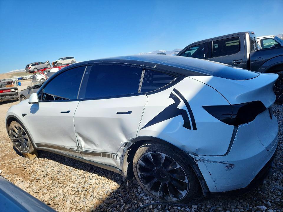 Продажа на аукционе авто 2023 Tesla Model Y, vin: 7SAYGAEE5PF707425, номер лота: 45974806