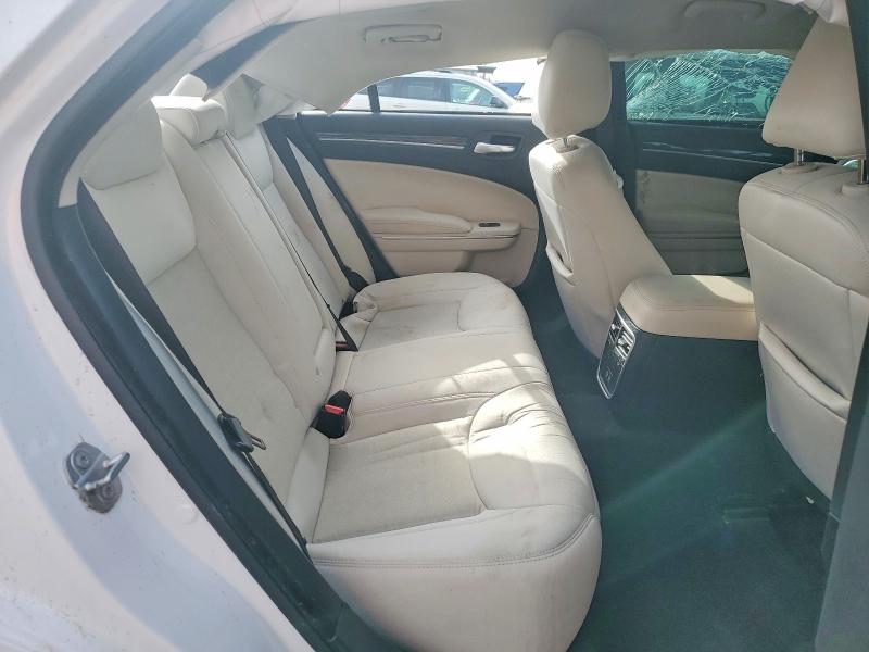 46544706 :رقم المزاد ، 2C3CCARG9NH193881 vin ، 2022 Chrysler 300 مزاد بيع