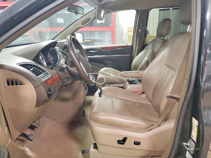 2011 Chrysler Town & Country მანქანა იყიდება აუქციონზე, vin: 2A4RR8DG2BR676245, აუქციონის ნომერი: 79110755