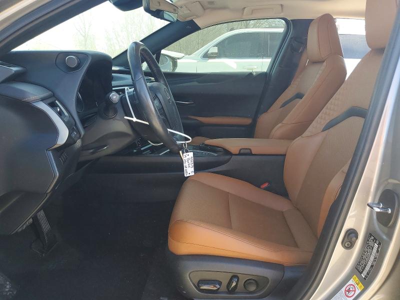 46465646 :رقم المزاد ، JTHU9JBH3K2015890 vin ، 2019 Lexus Ux 250h مزاد بيع