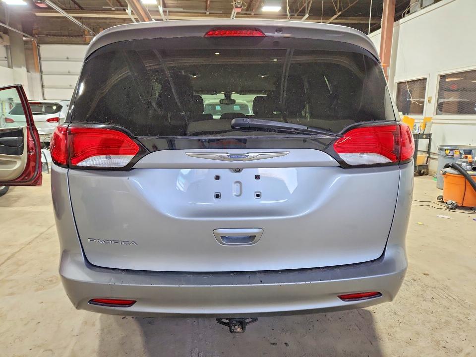 Продаж на аукціоні авто 2017 Chrysler Pacifica, vin: 2C4RC1DG9HR741602, номер лоту: 45706276