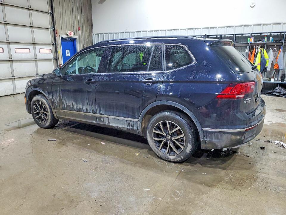 2021 Volkswagen Tiguan მანქანა იყიდება აუქციონზე, vin: 3VV2B7AX0MM042518, აუქციონის ნომერი: 46153576