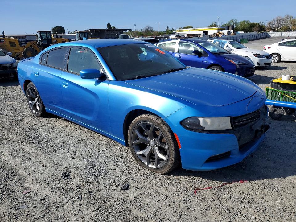 41607496 :رقم المزاد ، 2C3CDXHG4FH897389 vin ، 2015 Dodge Charger مزاد بيع