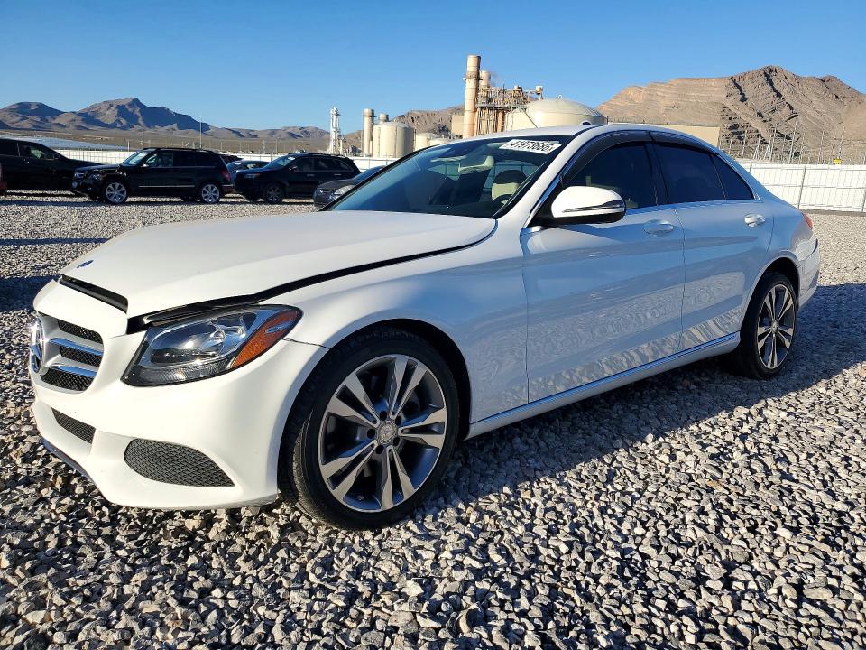 41973686 :رقم المزاد ، 55SWF4JB7GU132876 vin ، 2016 Mercedes-benz C مزاد بيع