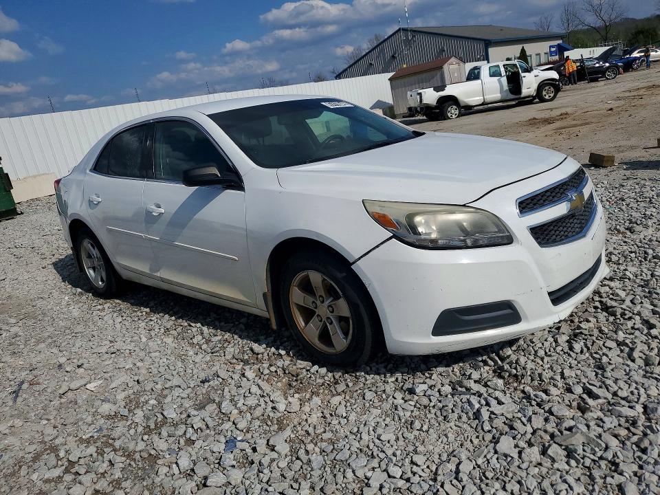 2013 Chevrolet Malibu მანქანა იყიდება აუქციონზე, vin: 1G11B5SAXDF273623, აუქციონის ნომერი: 47410546