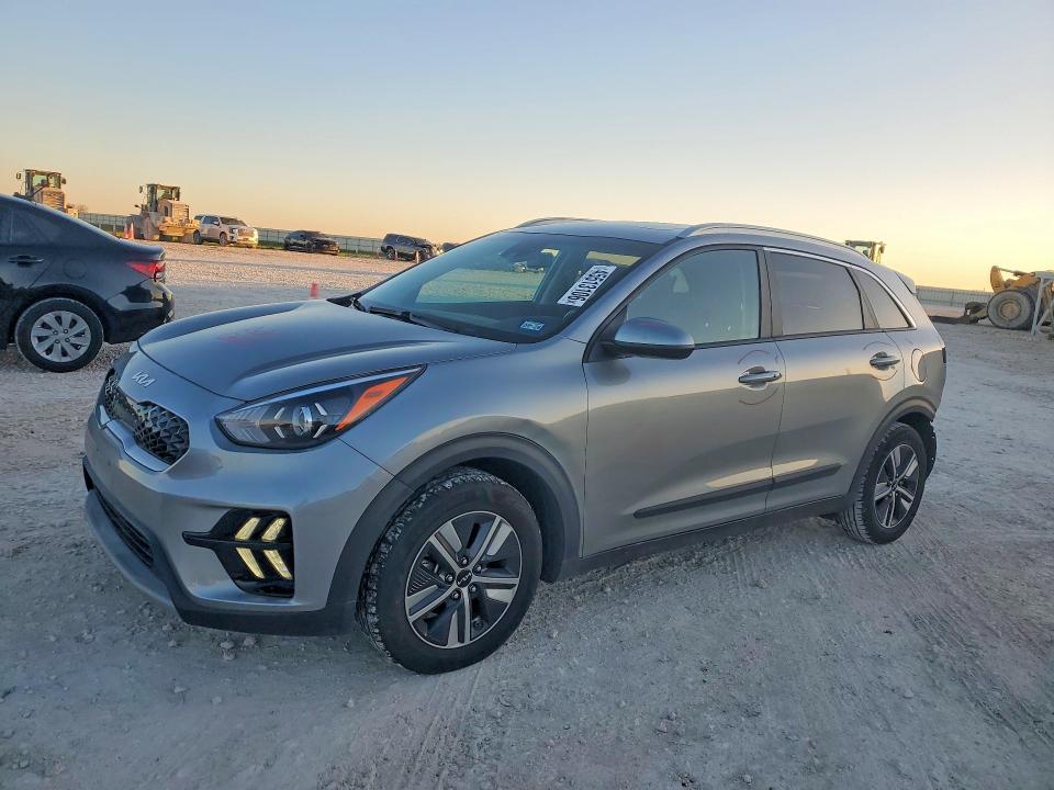 2022 Kia Niro მანქანა იყიდება აუქციონზე, vin: KNDCB3LC3N5512196, აუქციონის ნომერი: 45513106