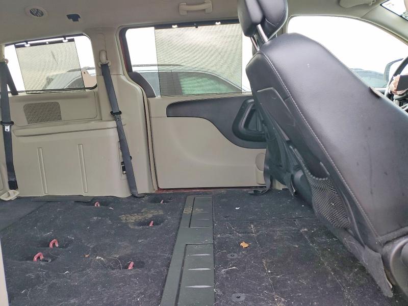 47379126 :رقم المزاد ، 2C4RC1BG7GR149357 vin ، 2016 Chrysler Town & Country مزاد بيع