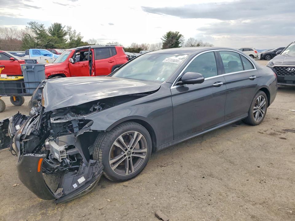 Продажа на аукционе авто 2021 Mercedes-benz E, vin: W1KZF8EB7MA990486, номер лота: 45869696