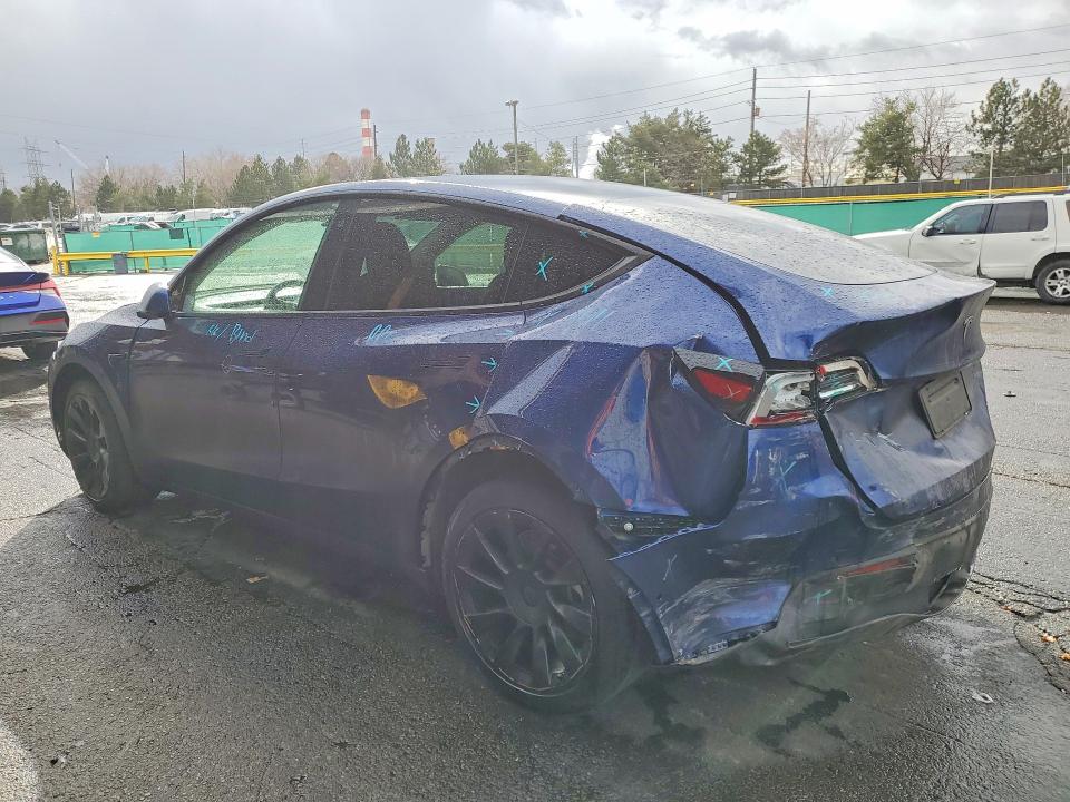 79301325 :رقم المزاد ، 7SAYGDEE3NF378528 vin ، 2022 Tesla Model Y مزاد بيع