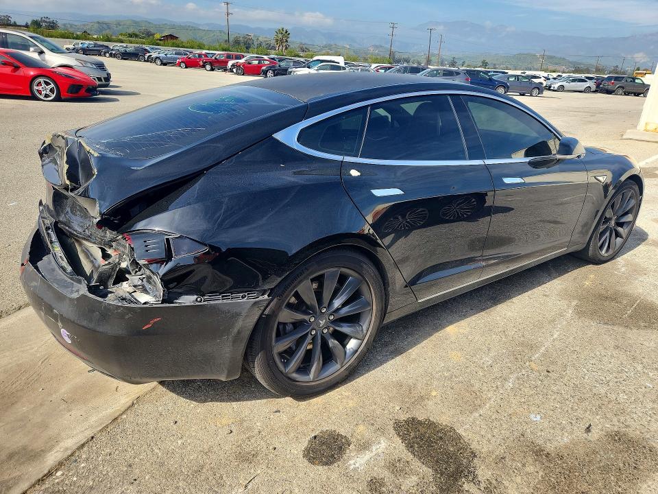 Продажа на аукционе авто 2016 Tesla Model S, vin: 5YJSA1E19GF139035, номер лота: 79678495