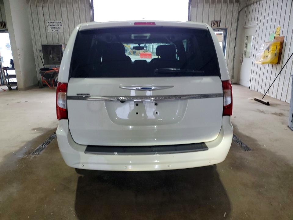 46983156 :رقم المزاد ، 2C4RC1CG5DR783082 vin ، 2013 Chrysler Town & Country مزاد بيع