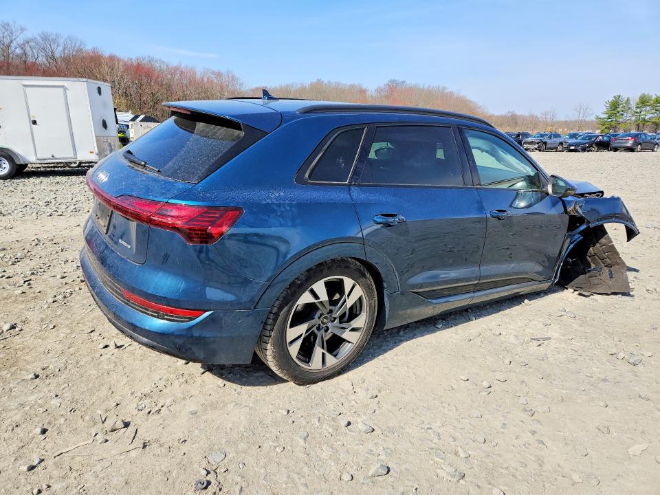 Продаж на аукціоні авто 2023 Audi E-tron, vin: WA1AAAGE3PB019627, номер лоту: 48241226