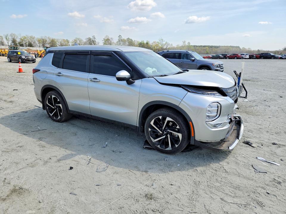 Продаж на аукціоні авто 2022 Mitsubishi Outlander, vin: JA4J3UA82NZ011800, номер лоту: 47075816
