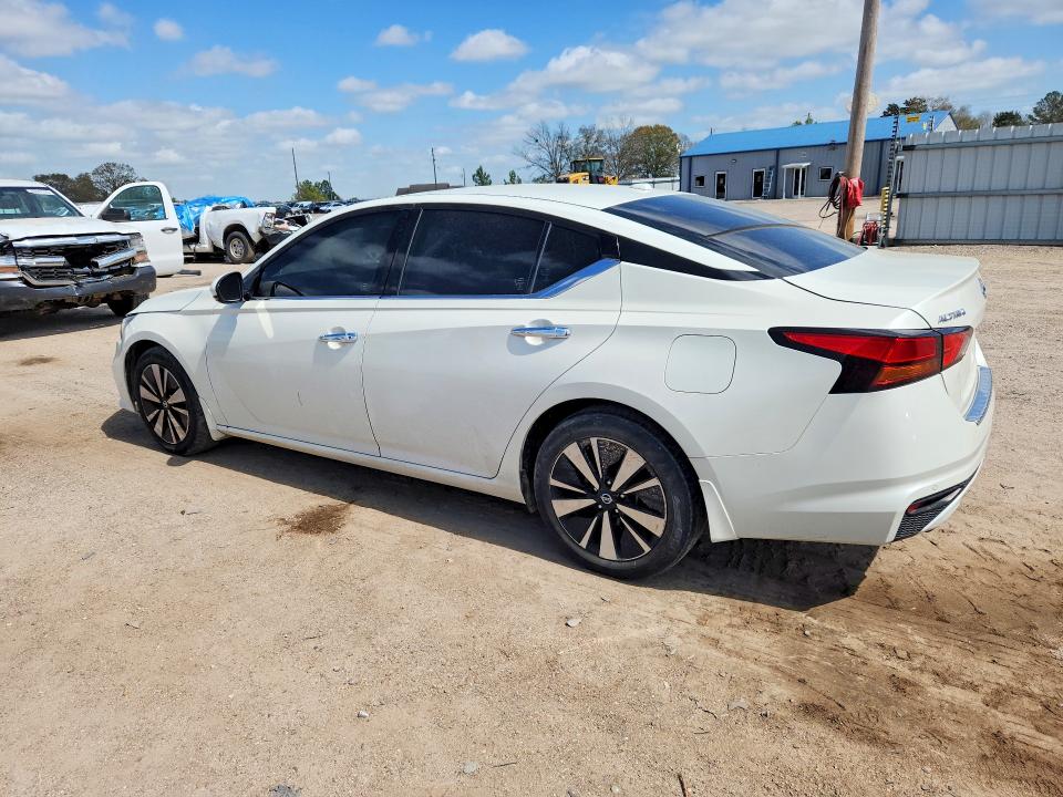 Продаж на аукціоні авто 2020 Nissan Altima, vin: 1N4BL4DV5LN323017, номер лоту: 79020215