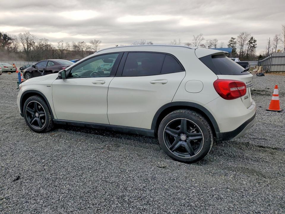 Продаж на аукціоні авто 2015 Mercedes-benz Gla, vin: WDCTG4GB1FJ035845, номер лоту: 79758315