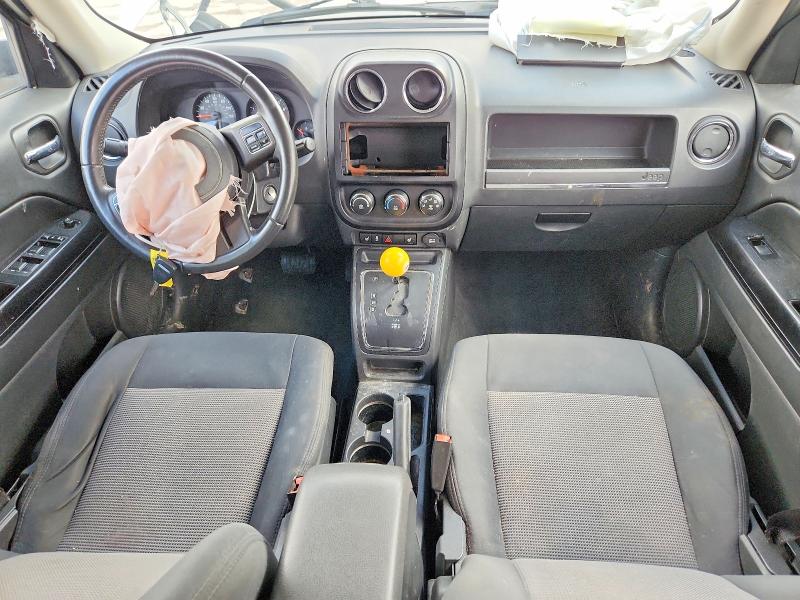 41930516 :رقم المزاد ، 1J4NT1GB6BD241576 vin ، 2011 Jeep Patriot مزاد بيع