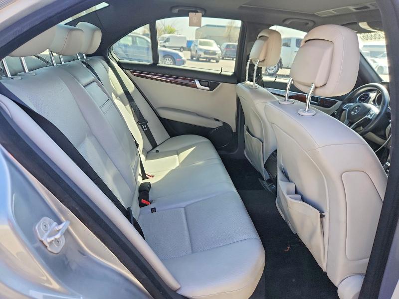 Продажа на аукционе авто 2013 Mercedes-benz C, vin: WDDGF4HBXDR264389, номер лота: 46235886