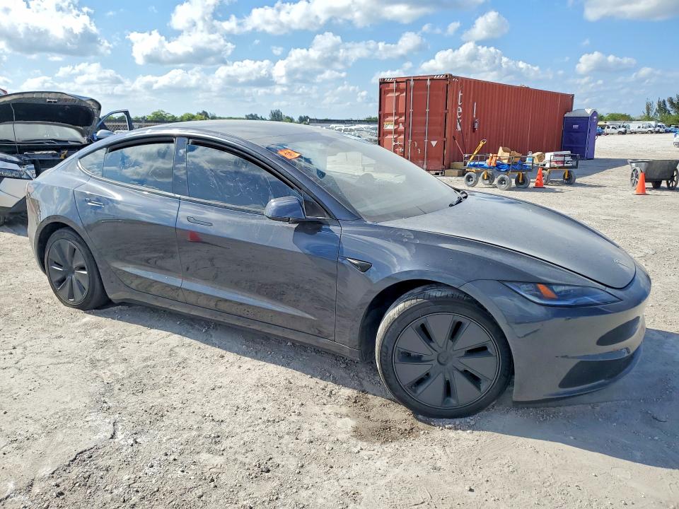 2025 Tesla Model 3 მანქანა იყიდება აუქციონზე, vin: 5YJ3E1EA6SF988492, აუქციონის ნომერი: 47719956