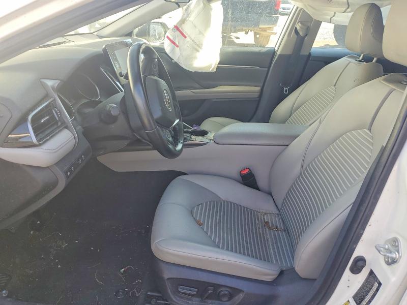 41669926 :رقم المزاد ، 4T1G11AK6NU073192 vin ، 2022 Toyota Camry مزاد بيع