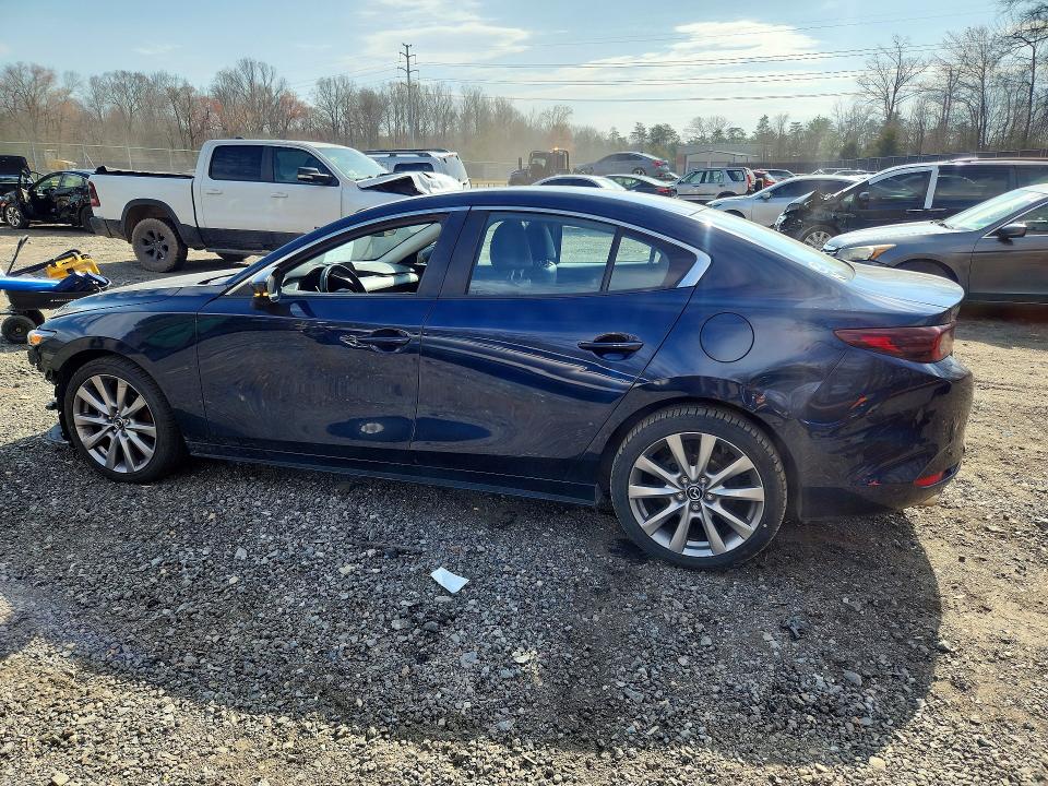 2022 Mazda 3 მანქანა იყიდება აუქციონზე, vin: JM1BPABL5N1502067, აუქციონის ნომერი: 79996275