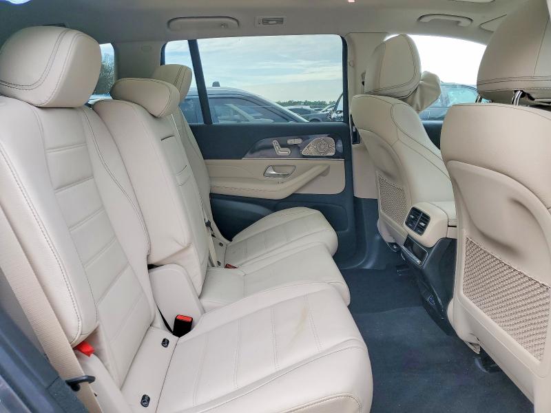46003976 :رقم المزاد ، 4JGFF5KE3SB368352 vin ، 2025 Mercedes-benz Gls مزاد بيع