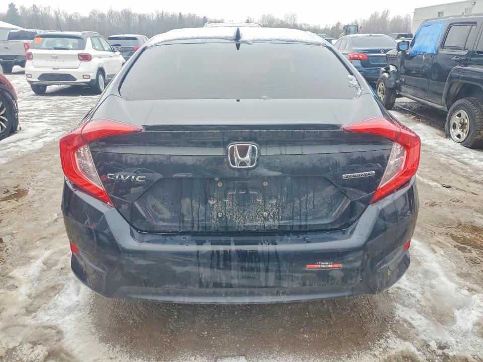 46712446 :رقم المزاد ، 2HGFC1F96HH101596 vin ، 2017 Honda Civic مزاد بيع
