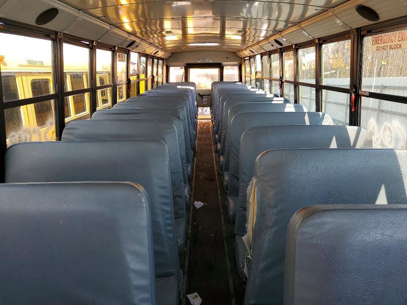 42021266 :رقم المزاد ، 4UZABRDT6CCBB4458 vin ، 2012 Freigliner Chassis مزاد بيع