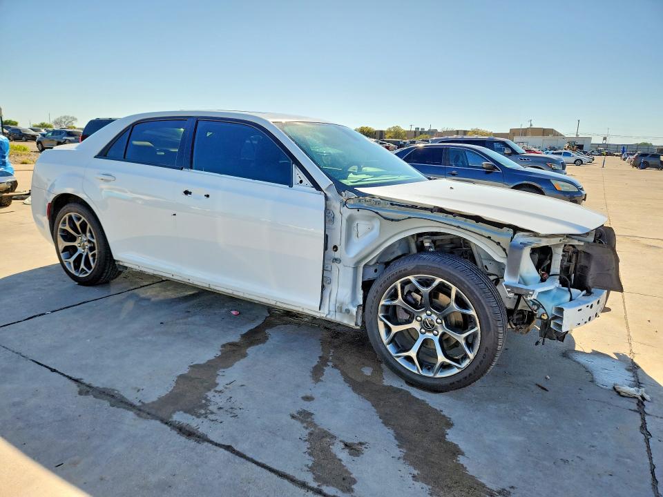 Продажа на аукционе авто 2018 Chrysler 300, vin: 2C3CCABG4JH216469, номер лота: 47002646