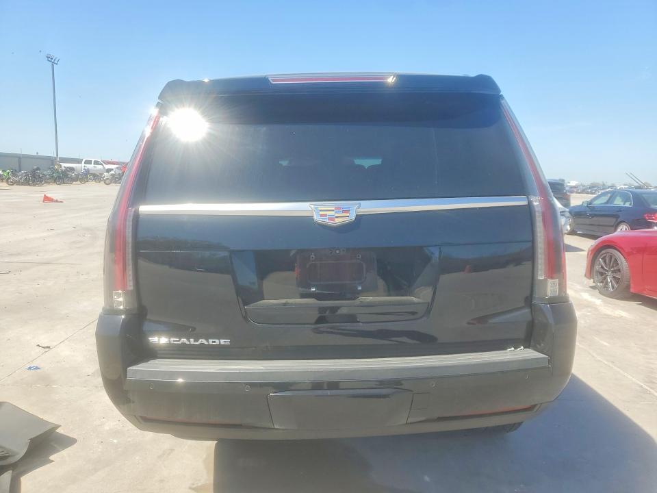 47036596 :رقم المزاد ، 1GYS4CKJXJR223626 vin ، 2018 Cadillac Escalade مزاد بيع