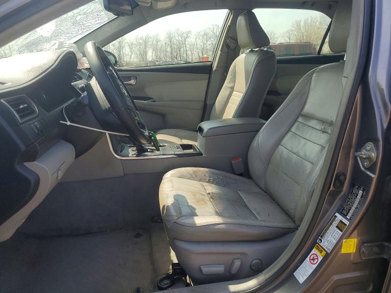 47289516 :رقم المزاد ، 4T1BF1FK5FU878056 vin ، 2015 Toyota Camry مزاد بيع